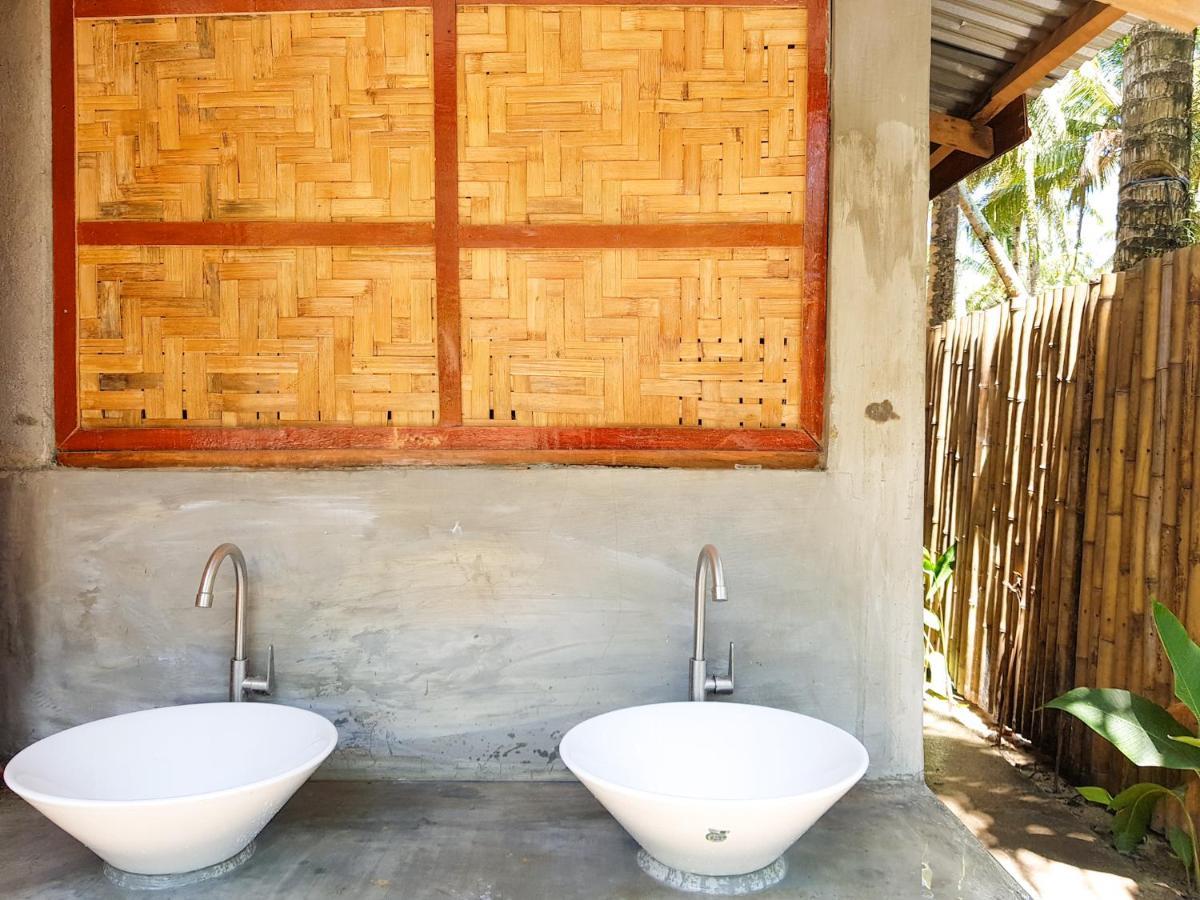 Higala Hostel Siargao Хенерал Луна Екстериор снимка