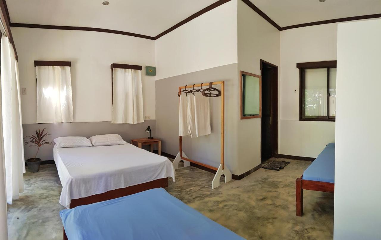 Higala Hostel Siargao Хенерал Луна Екстериор снимка