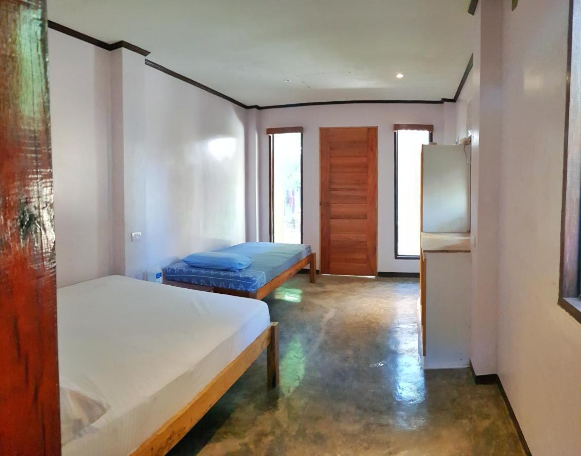 Higala Hostel Siargao Хенерал Луна Екстериор снимка