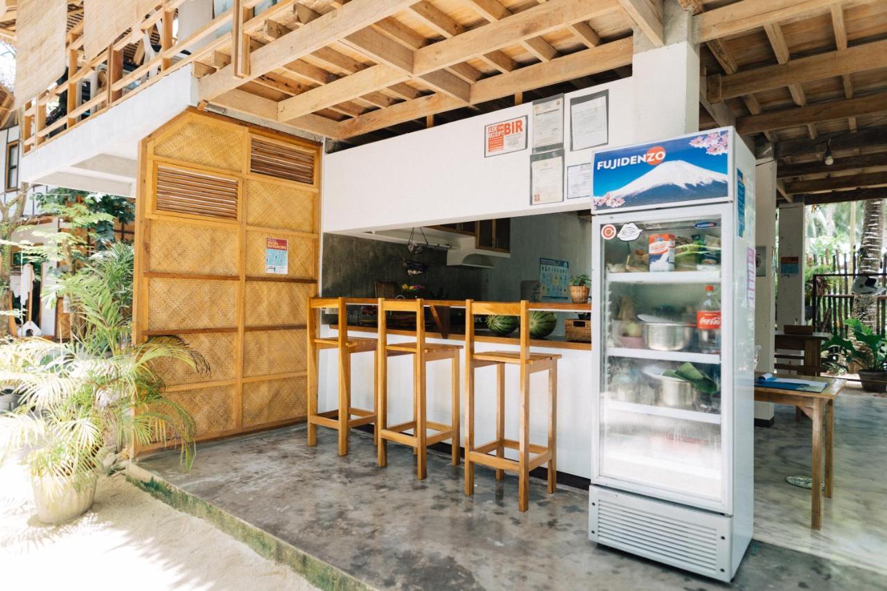 Higala Hostel Siargao Хенерал Луна Екстериор снимка